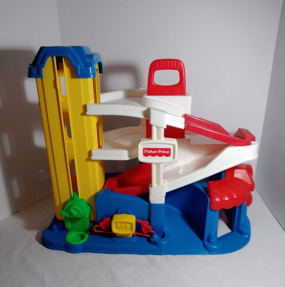 Fisher-Price Blue, Red, Yellow & White Ramp Racer Playset 1995